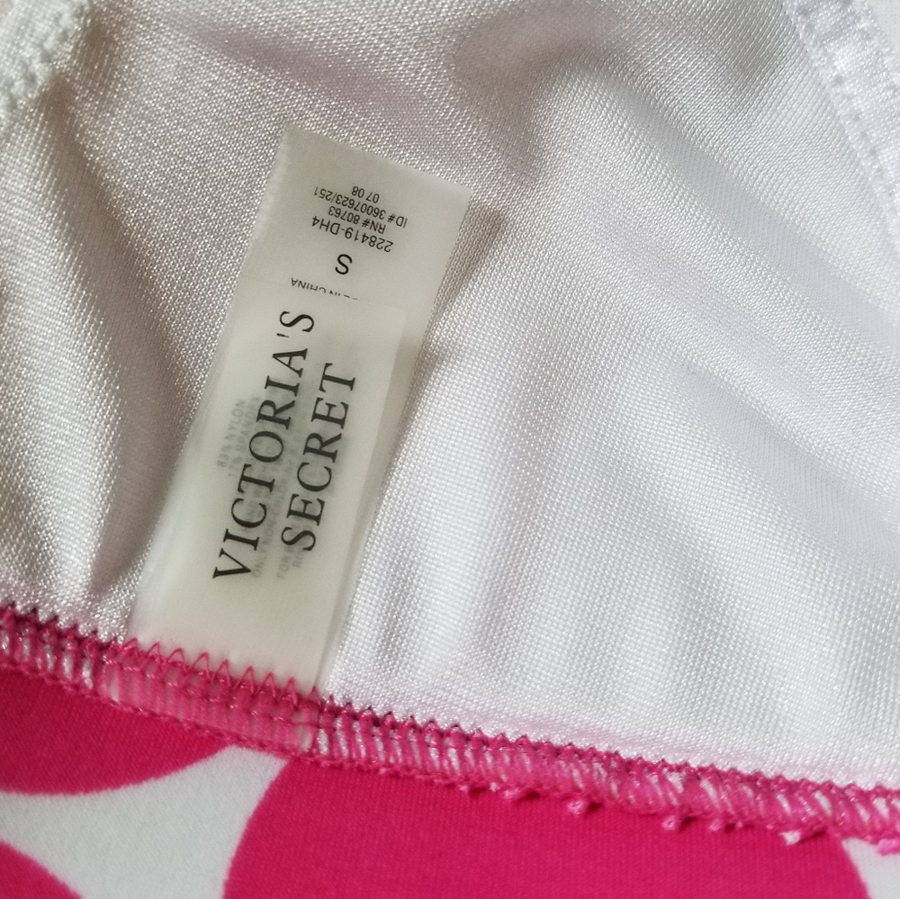 FINAL SALE💥👙Victoria's secret swimsuit top Sz S - Picture 3 of 3